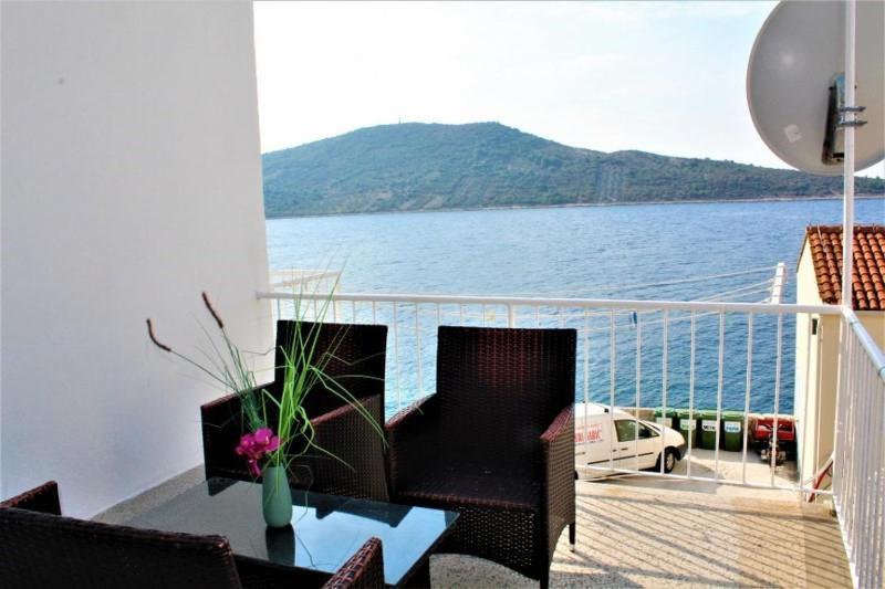 Apartment Antonio Примоштен Екстер'єр фото